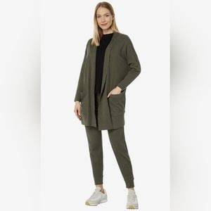 Pact organic cotton cardigan, size S/M